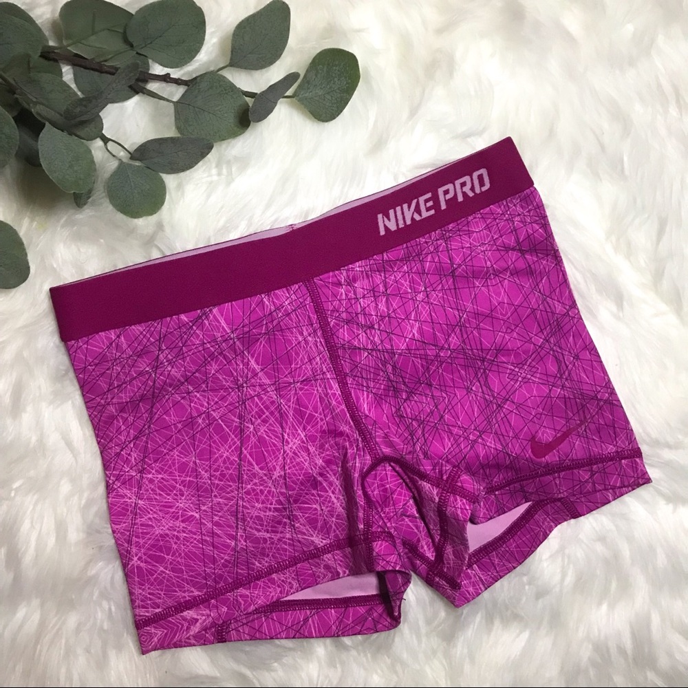 💕 NIKE PRO Training Shorts